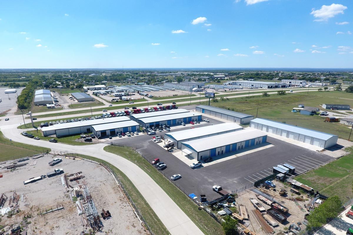 light industrial flex property for rent at 2653 Blue Mound Rd W, Haslet, Texas